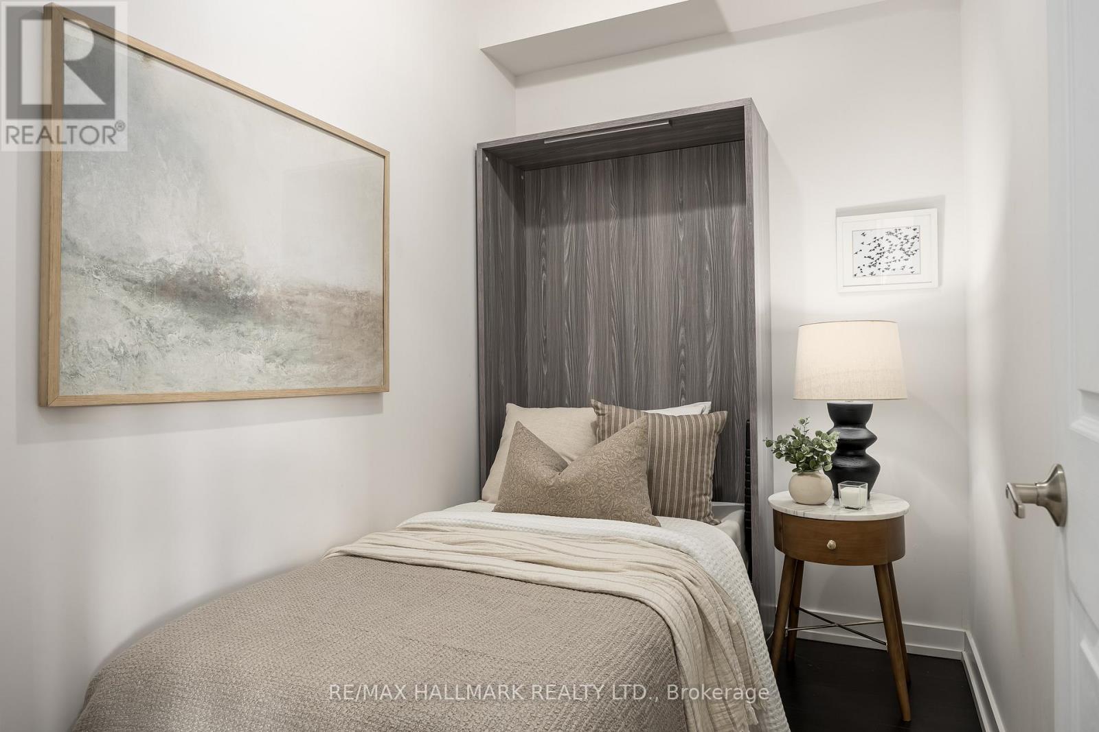 1702 - 297 College Street, Toronto, Ontario  M5T 1S2 - Photo 12 - C12565502