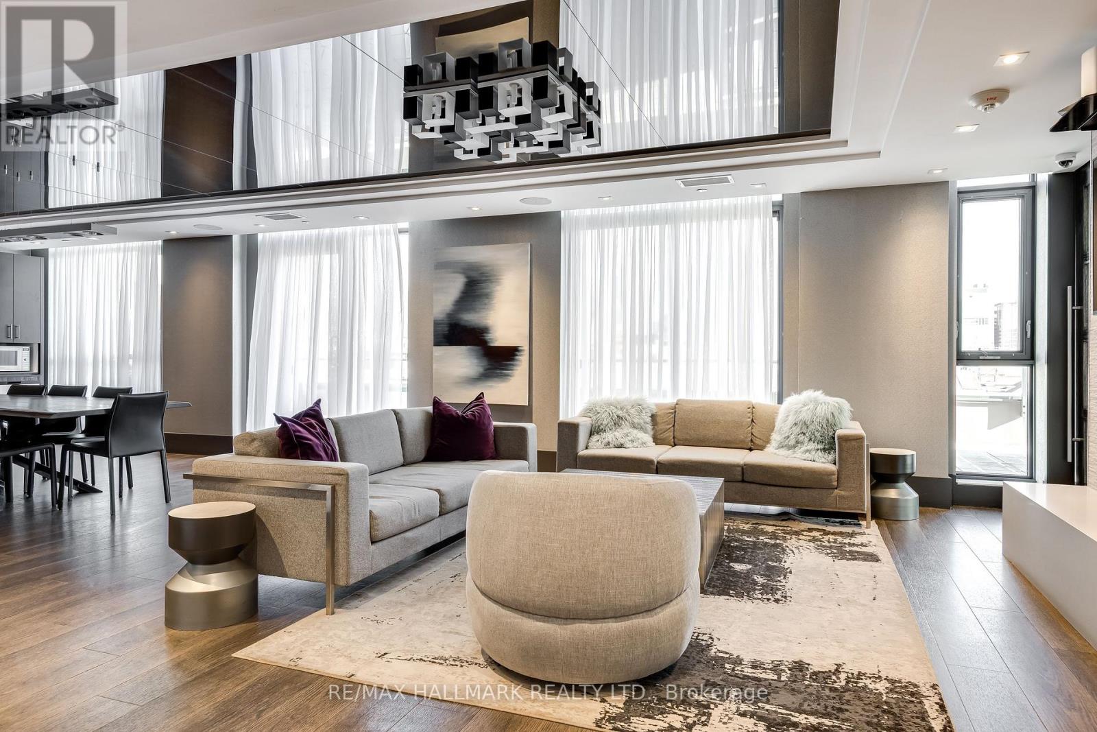 1702 - 297 College Street, Toronto, Ontario  M5T 1S2 - Photo 25 - C12565502