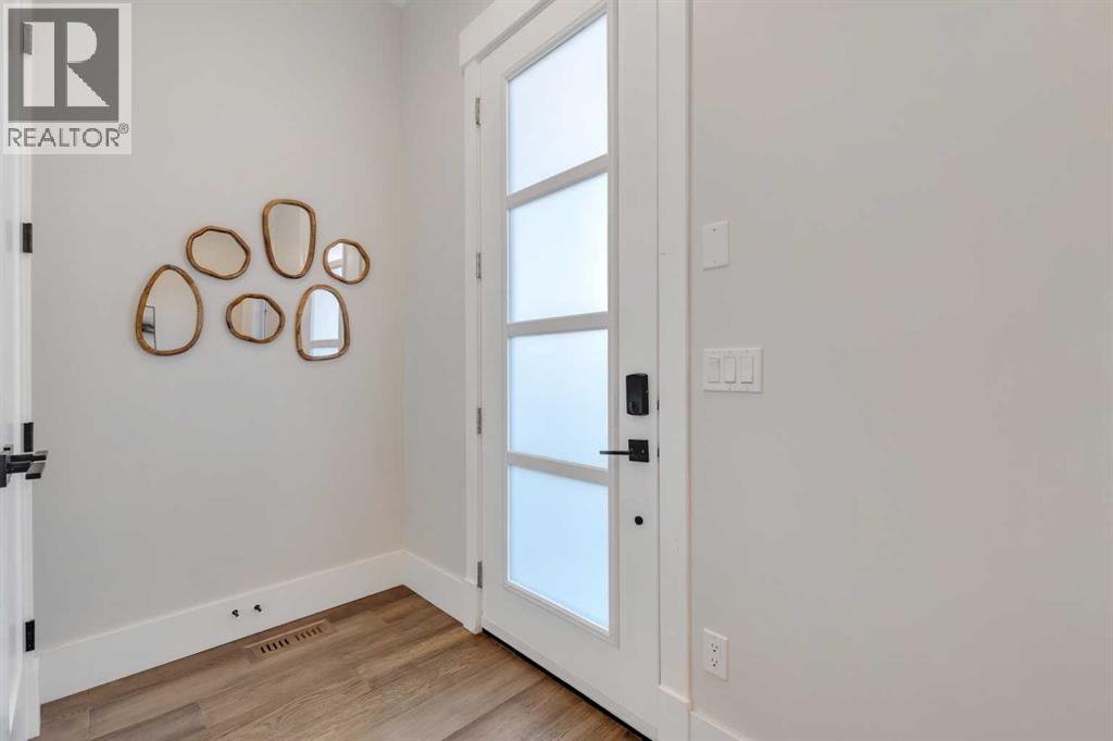 2337 27 Avenue Nw, Calgary, Alberta  T2M 2J8 - Photo 2 - A2266590