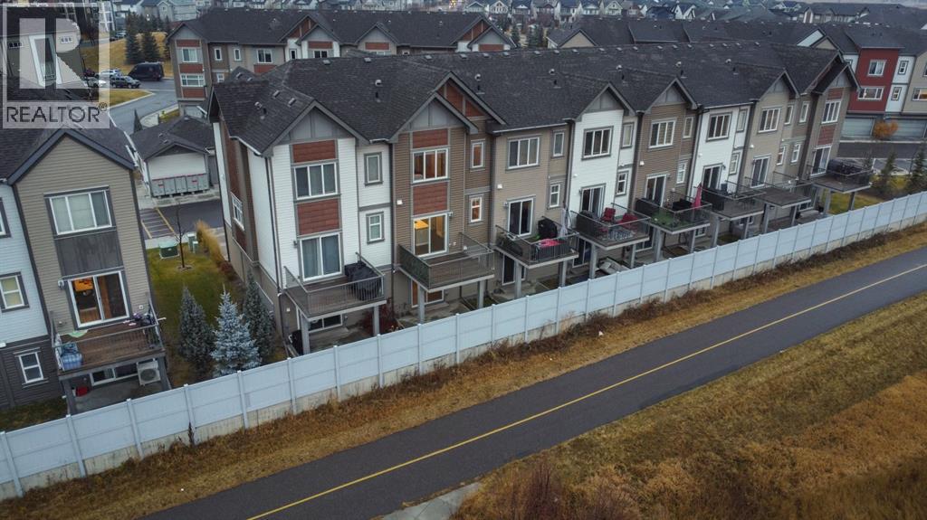 116 Copperstone Villas Se, Calgary, Alberta  T3Z 5E3 - Photo 4 - A2271768