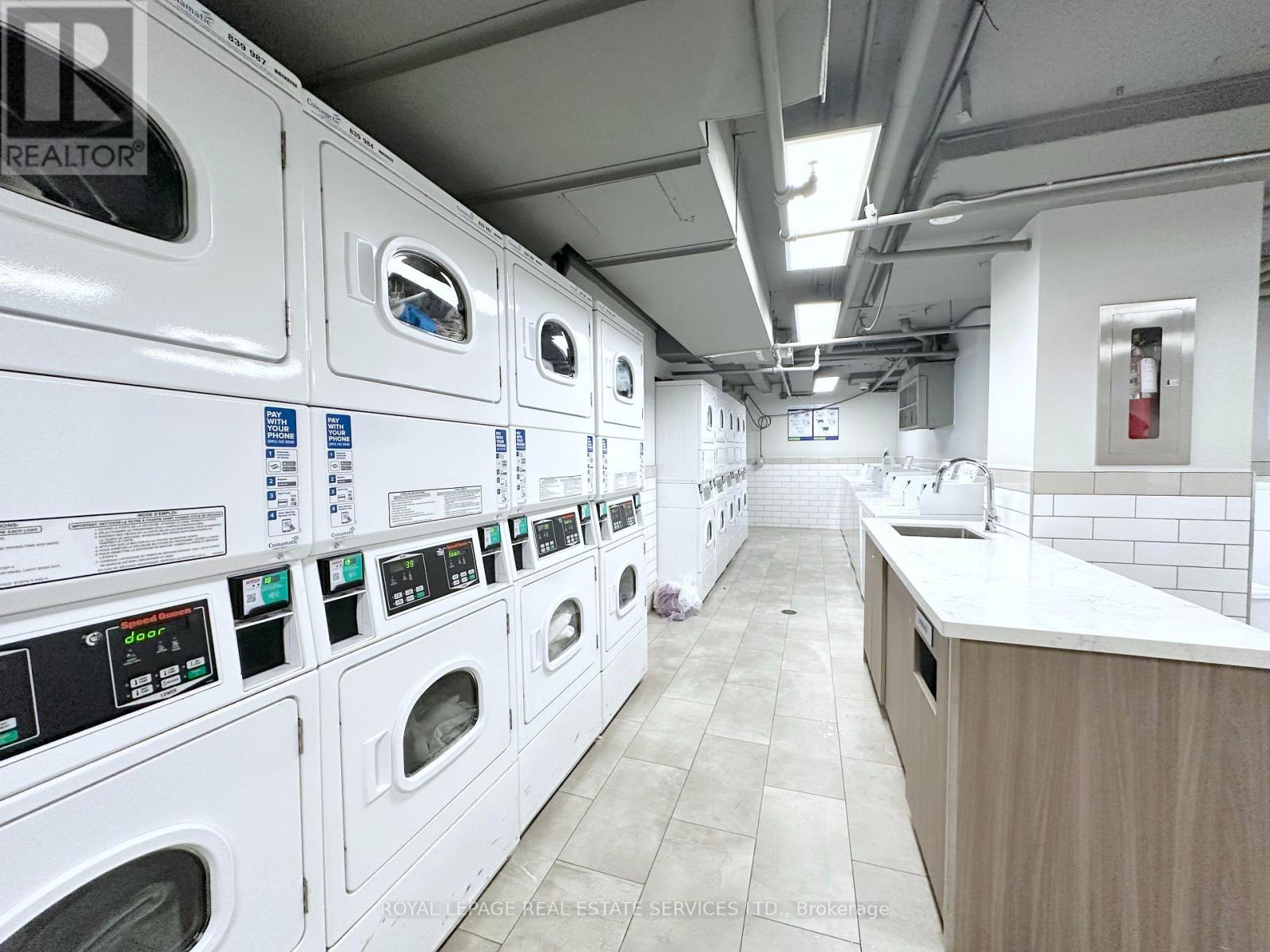 2109 - 2575 Danforth Avenue, Toronto, Ontario  M4C 1L5 - Photo 12 - E12565388