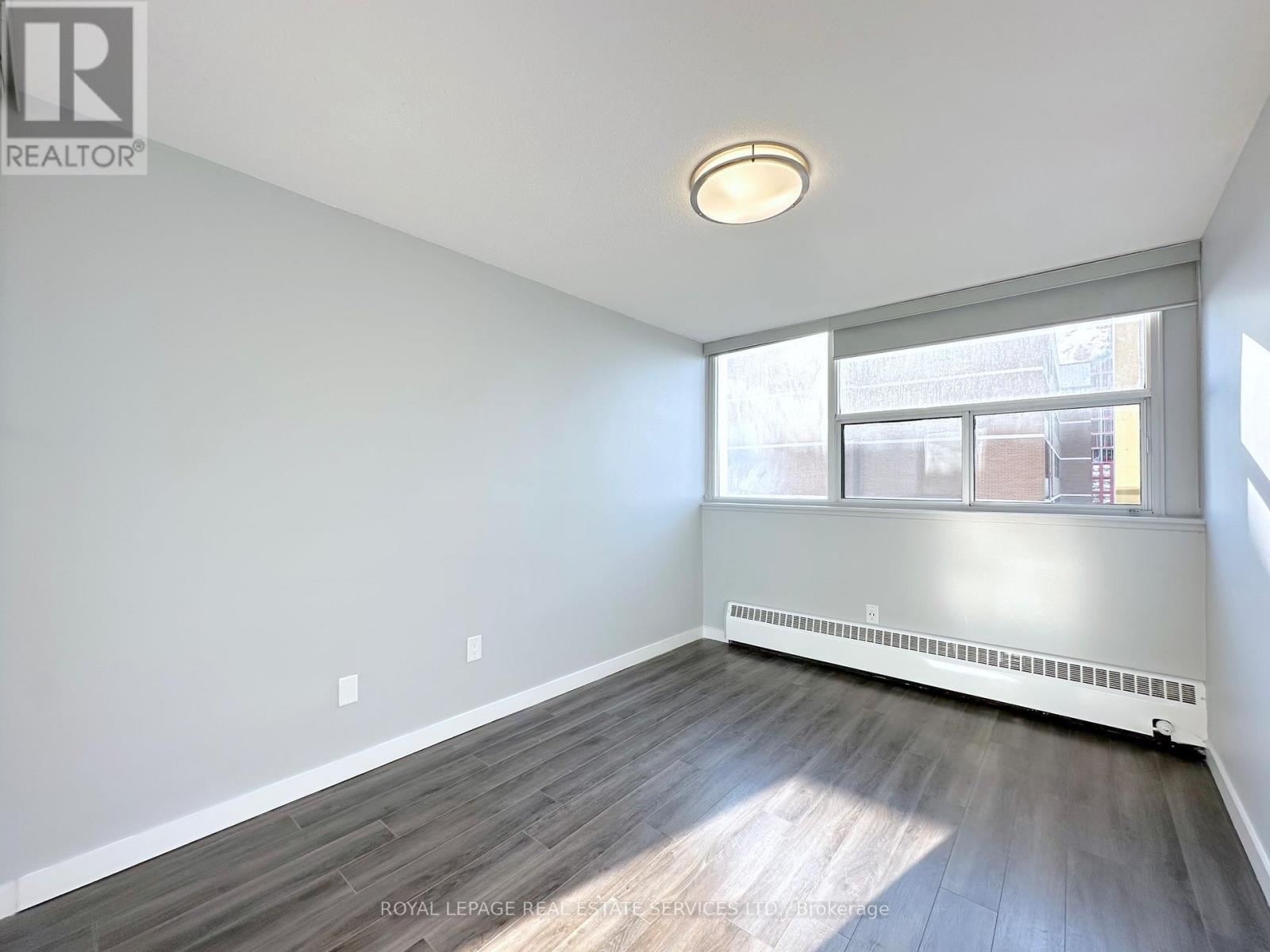 2109 - 2575 Danforth Avenue, Toronto, Ontario  M4C 1L5 - Photo 8 - E12565388