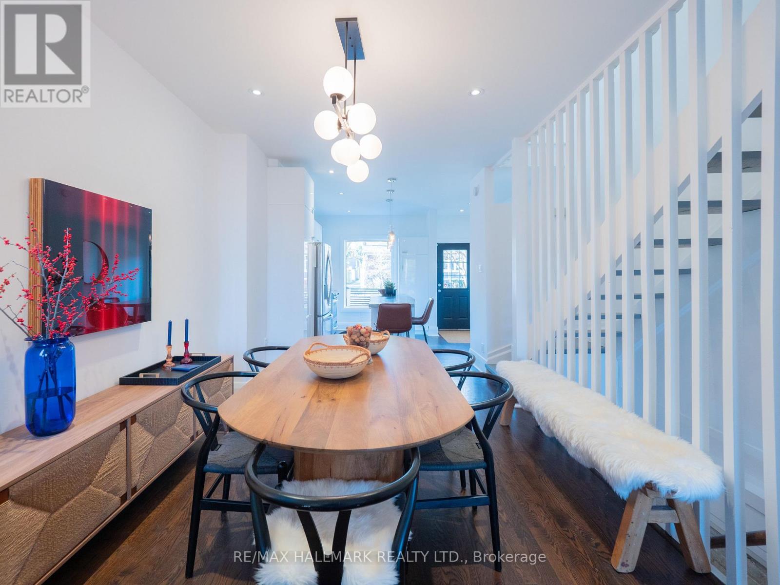 559 Logan Avenue, Toronto, Ontario  M4K 3B6 - Photo 10 - E12565408