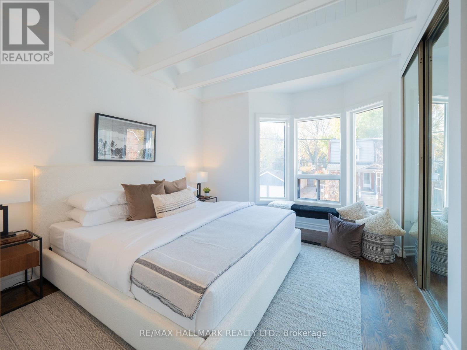 559 Logan Avenue, Toronto, Ontario  M4K 3B6 - Photo 18 - E12565408