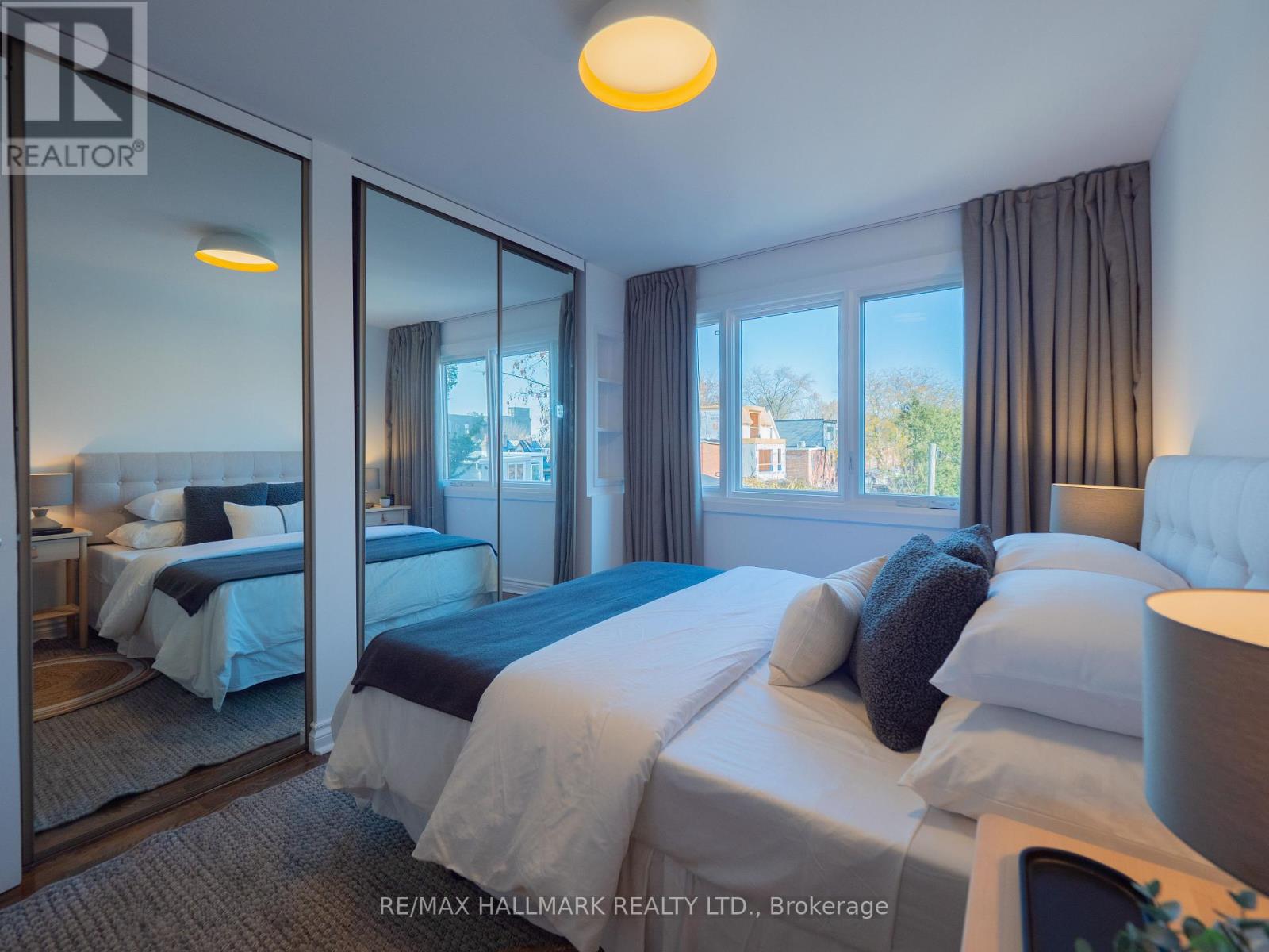 559 Logan Avenue, Toronto, Ontario  M4K 3B6 - Photo 22 - E12565408