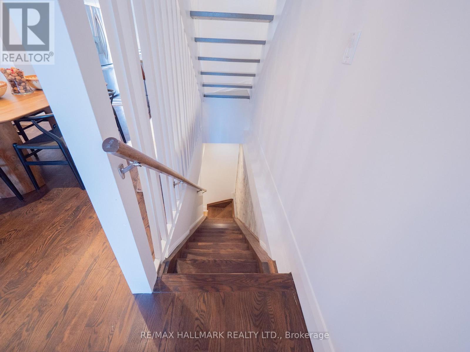 559 Logan Avenue, Toronto, Ontario  M4K 3B6 - Photo 27 - E12565408
