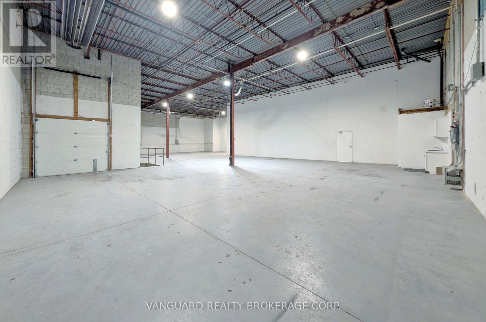 1 - 250 Trowers Road, Vaughan, Ontario  L4L 5Z9 - Photo 16 - N12168950