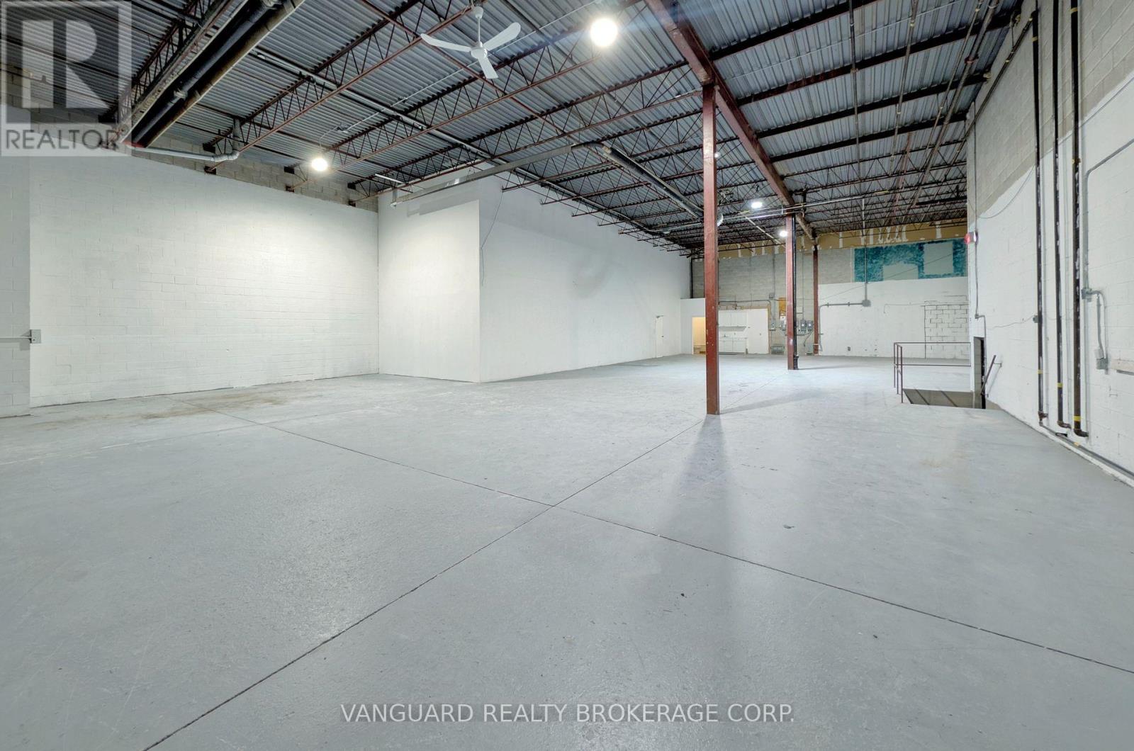 1 - 250 Trowers Road, Vaughan, Ontario  L4L 5Z9 - Photo 20 - N12168950