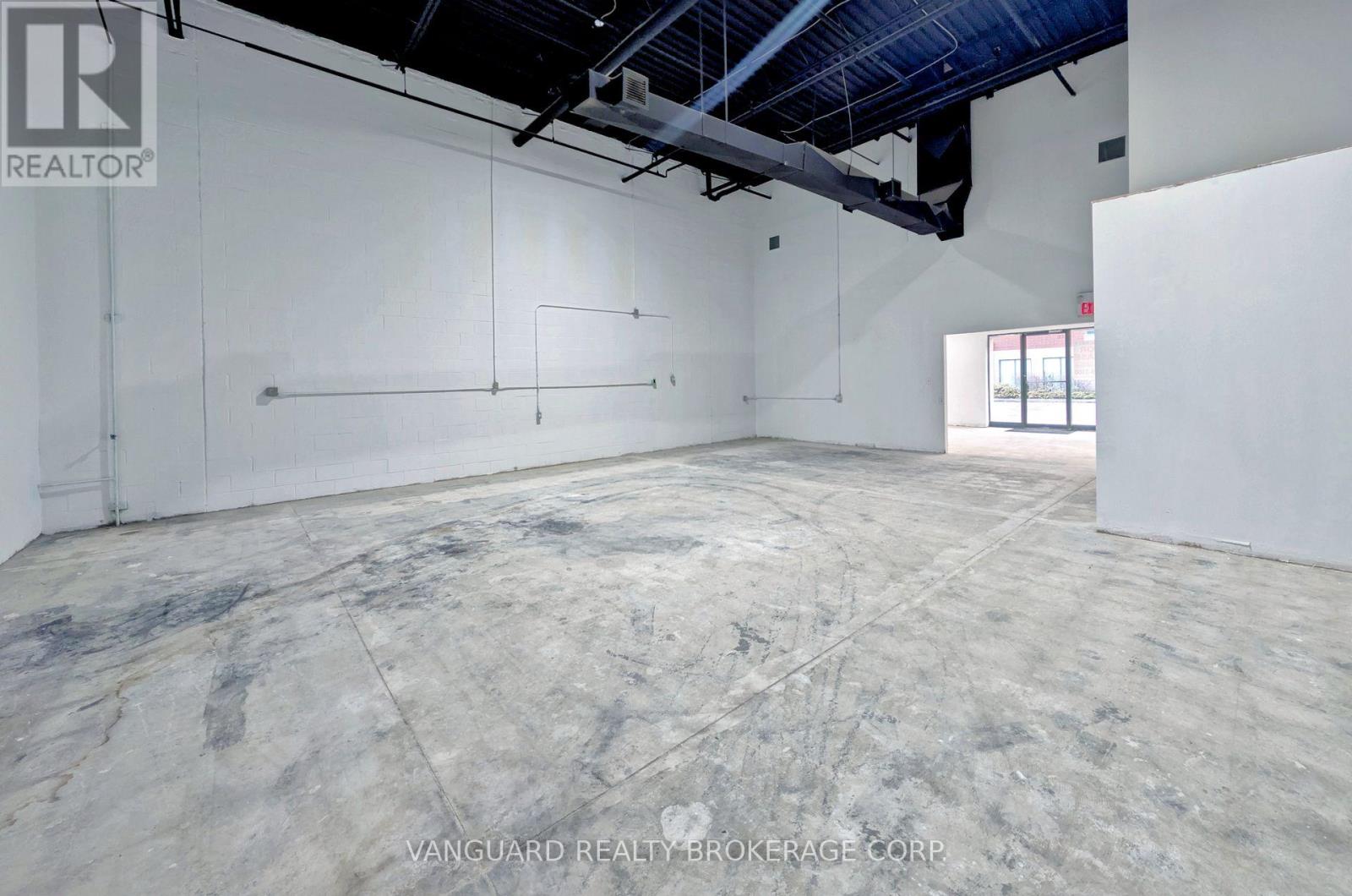 26 - 180 Trowers Road, Vaughan, Ontario  L4L 8A6 - Photo 15 - N12231821