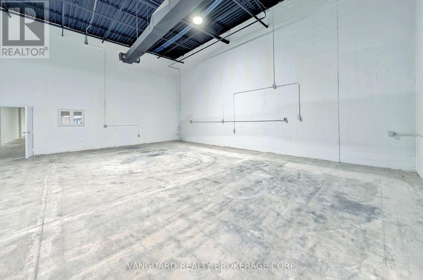 26 - 180 Trowers Road, Vaughan, Ontario  L4L 8A6 - Photo 12 - N12231821