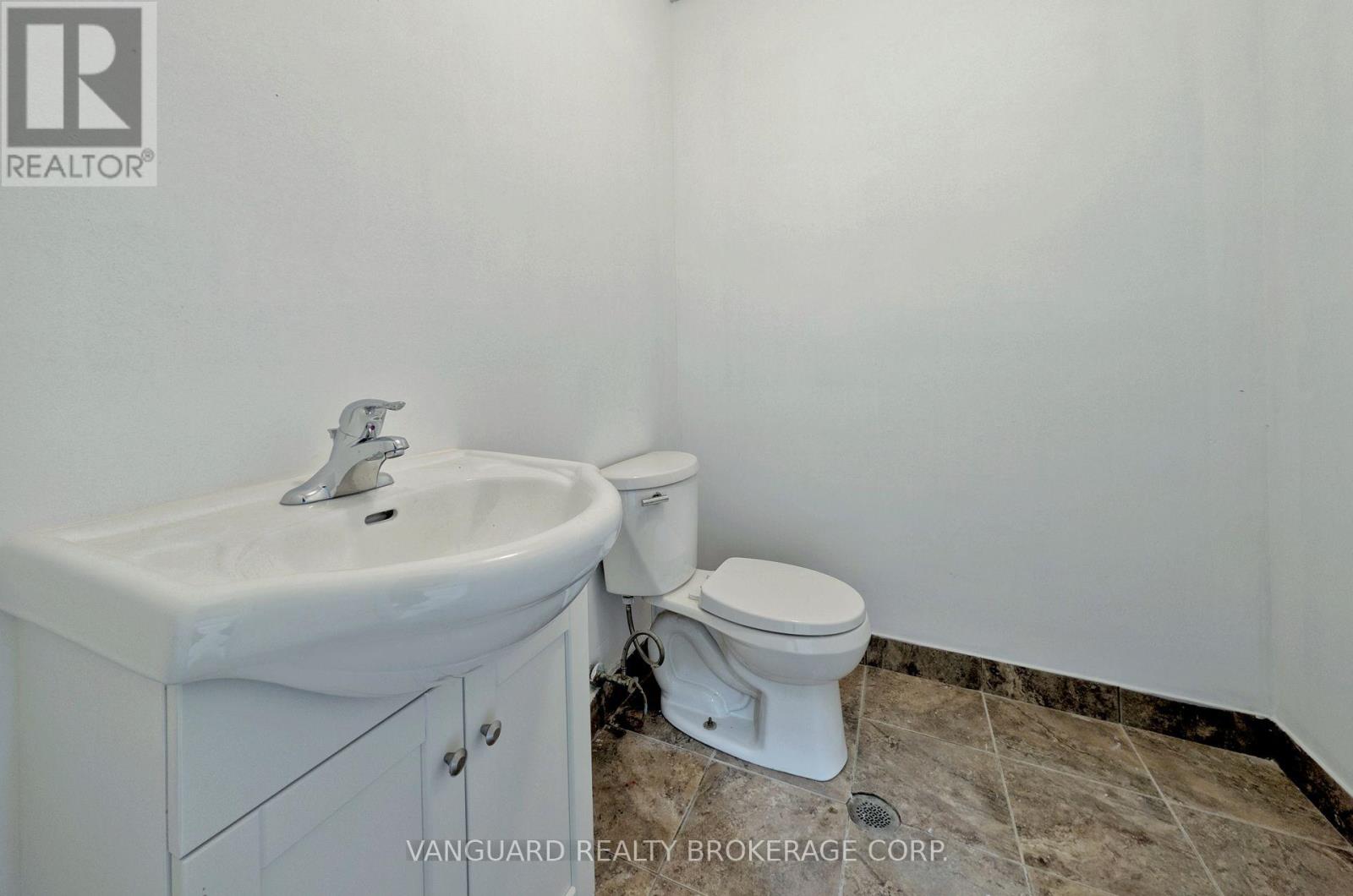 26 - 180 Trowers Road, Vaughan, Ontario  L4L 8A6 - Photo 16 - N12231821