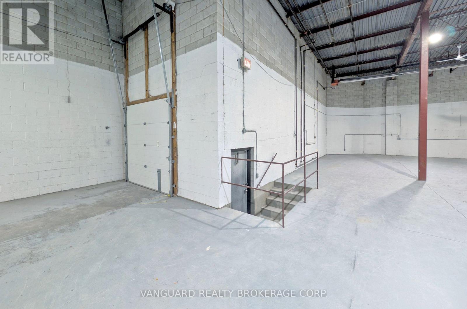 1 - 250 Trowers Road, Vaughan, Ontario  L4L 5Z9 - Photo 17 - N12168950