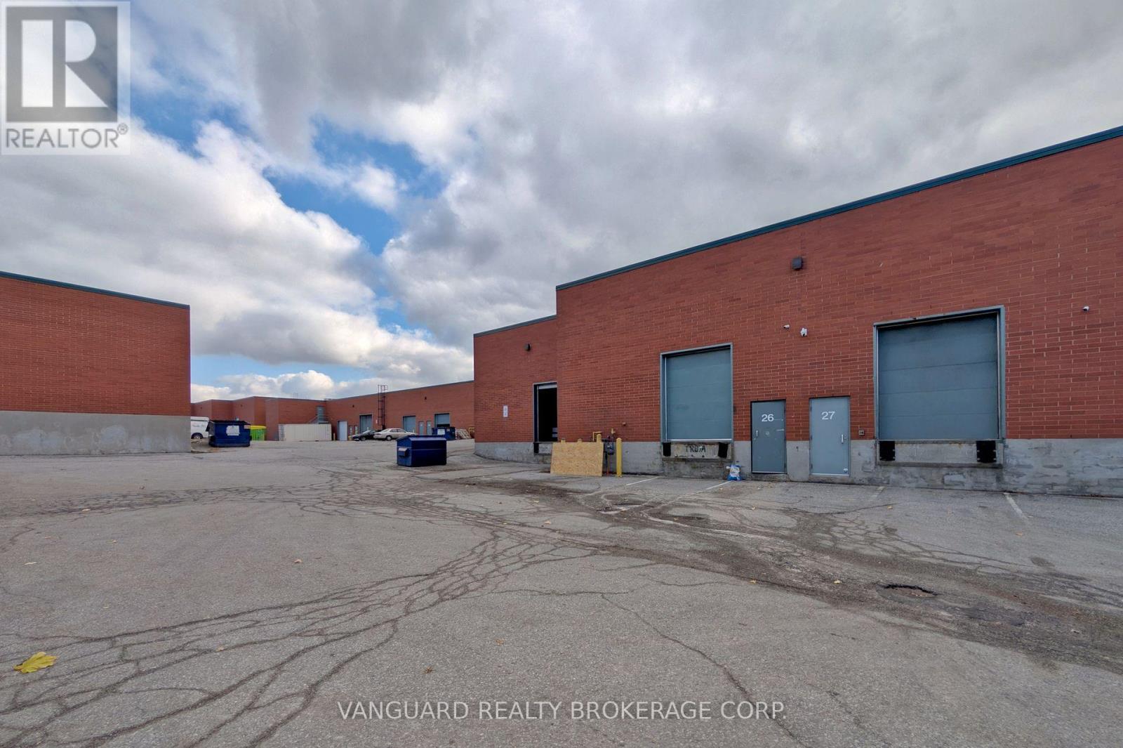 26 - 180 Trowers Road, Vaughan, Ontario  L4L 8A6 - Photo 25 - N12231821