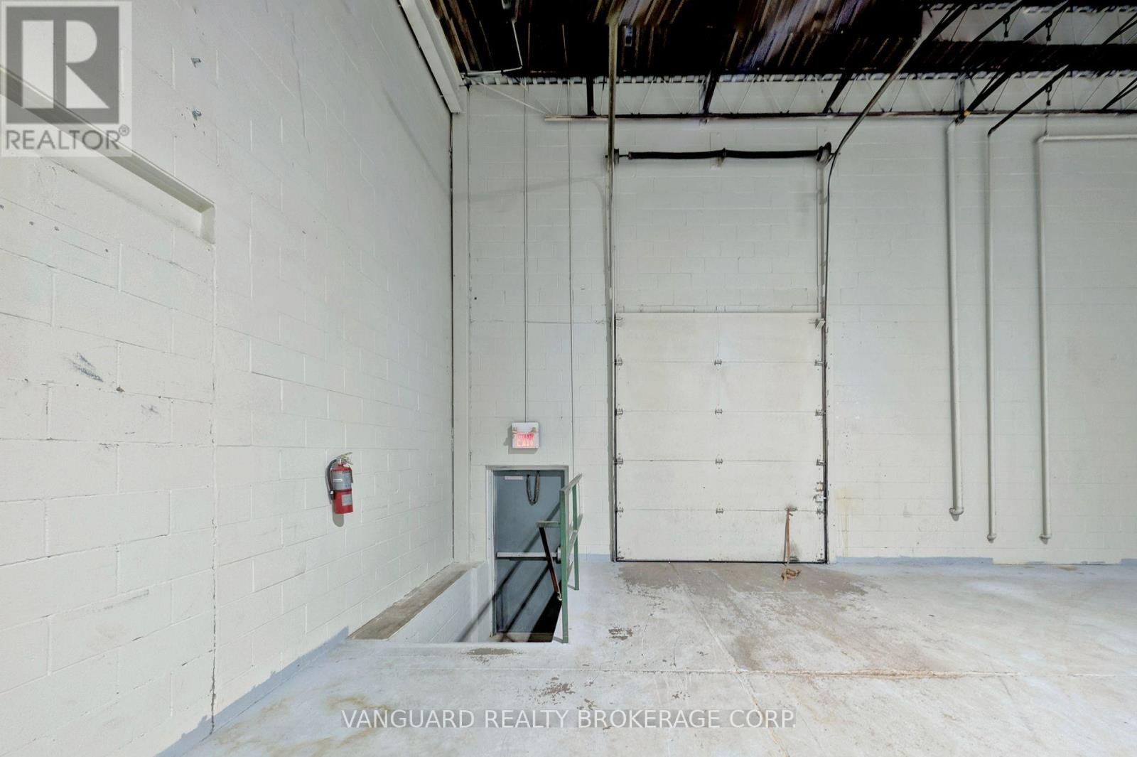 26 - 180 Trowers Road, Vaughan, Ontario  L4L 8A6 - Photo 22 - N12231821