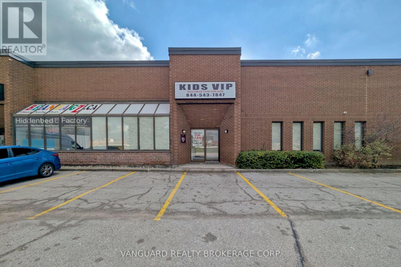 7 - 250 Trowers Road, Vaughan, Ontario  L4L 5Z9 - Photo 8 - N12312699