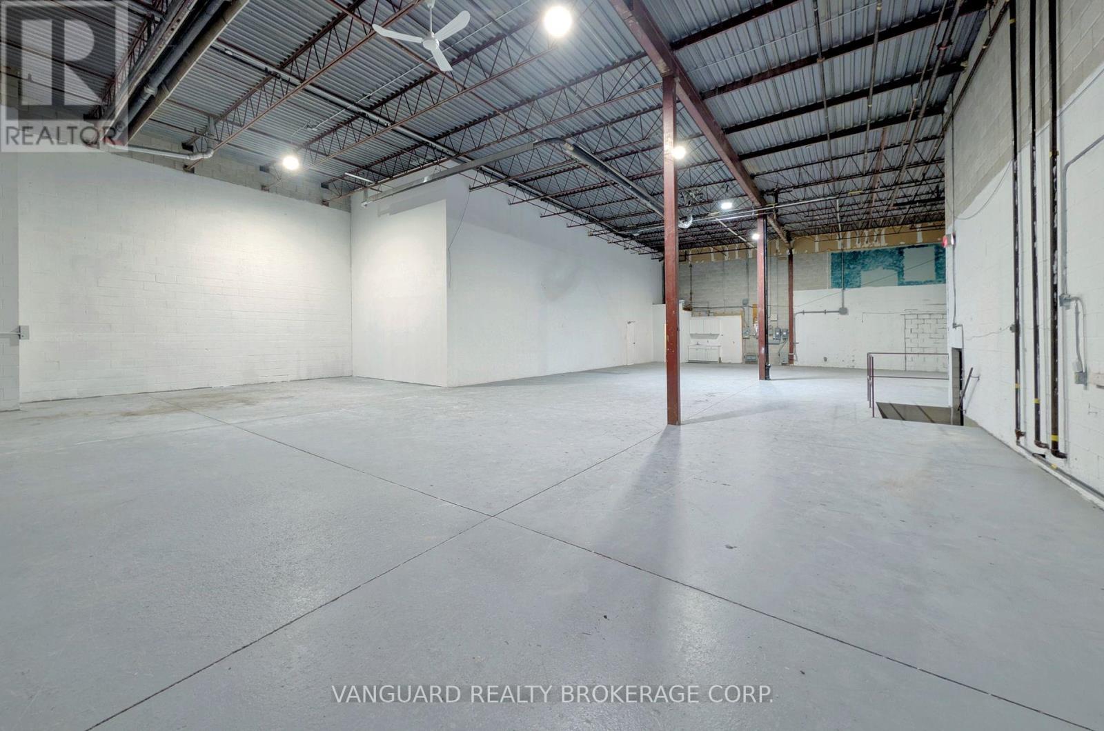 1 - 250 Trowers Road, Vaughan, Ontario  L4L 5Z9 - Photo 18 - N12168950