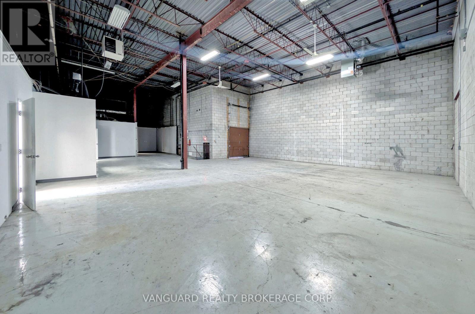 7 - 250 Trowers Road, Vaughan, Ontario  L4L 5Z9 - Photo 19 - N12312699