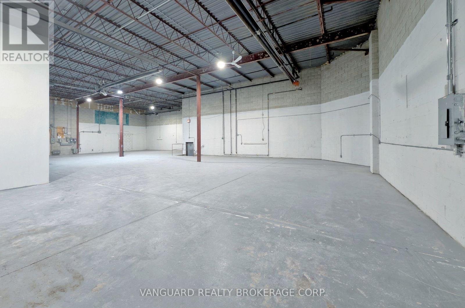 1 - 250 Trowers Road, Vaughan, Ontario  L4L 5Z9 - Photo 19 - N12168950