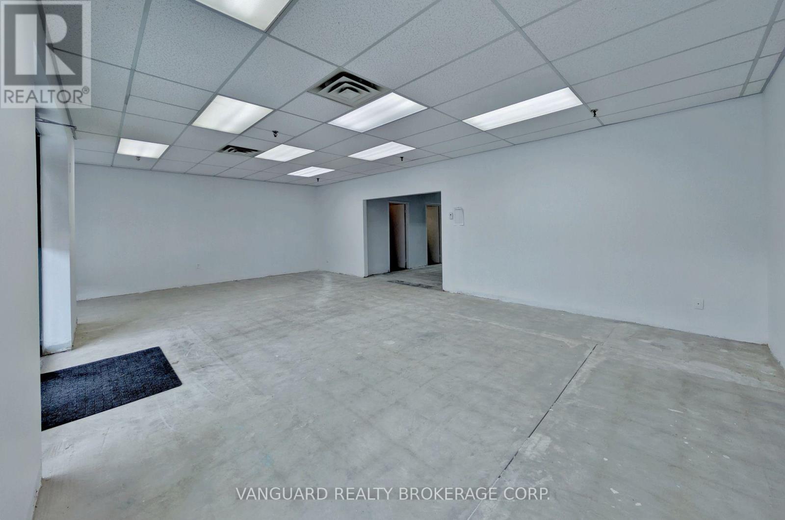 26 - 180 Trowers Road, Vaughan, Ontario  L4L 8A6 - Photo 9 - N12231821