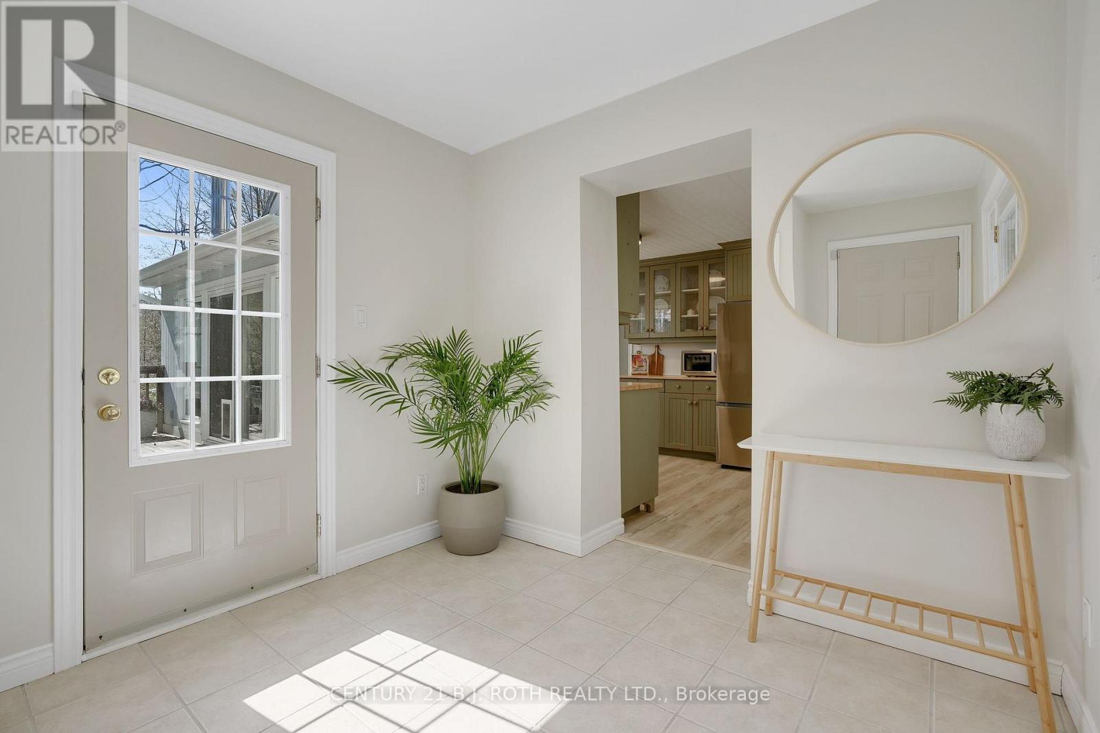 88 Finlay Mill Road, Springwater, Ontario  L9X 0L6 - Photo 14 - S12455601