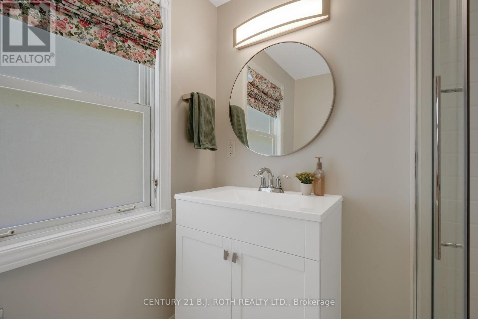 88 Finlay Mill Road, Springwater, Ontario  L9X 0L6 - Photo 30 - S12455601