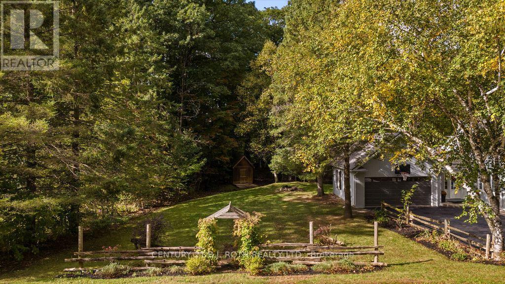 88 Finlay Mill Road, Springwater, Ontario  L9X 0L6 - Photo 11 - S12455601