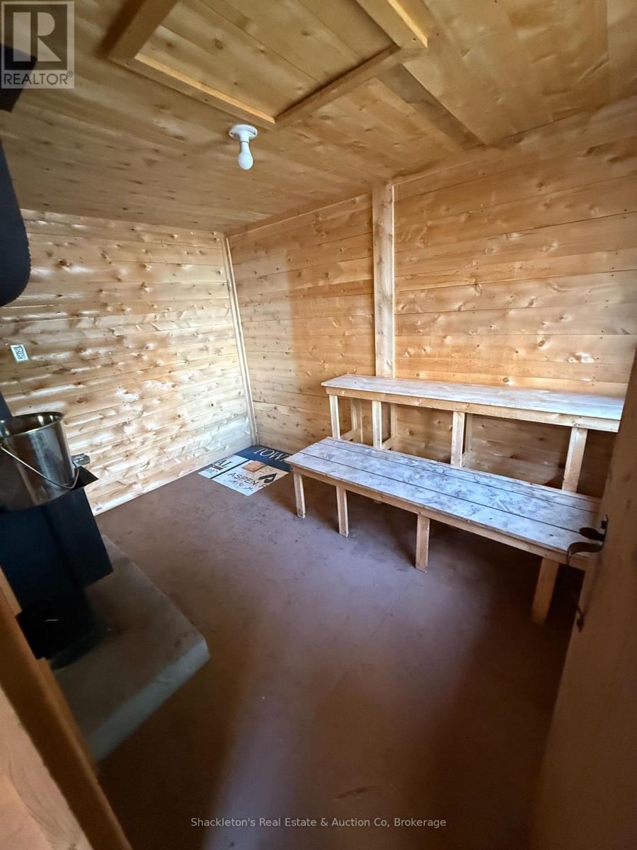 2407 Highway 11 Highway N, Unorganized Townships, Ontario  P0H 1T0 - Photo 26 - X12563822