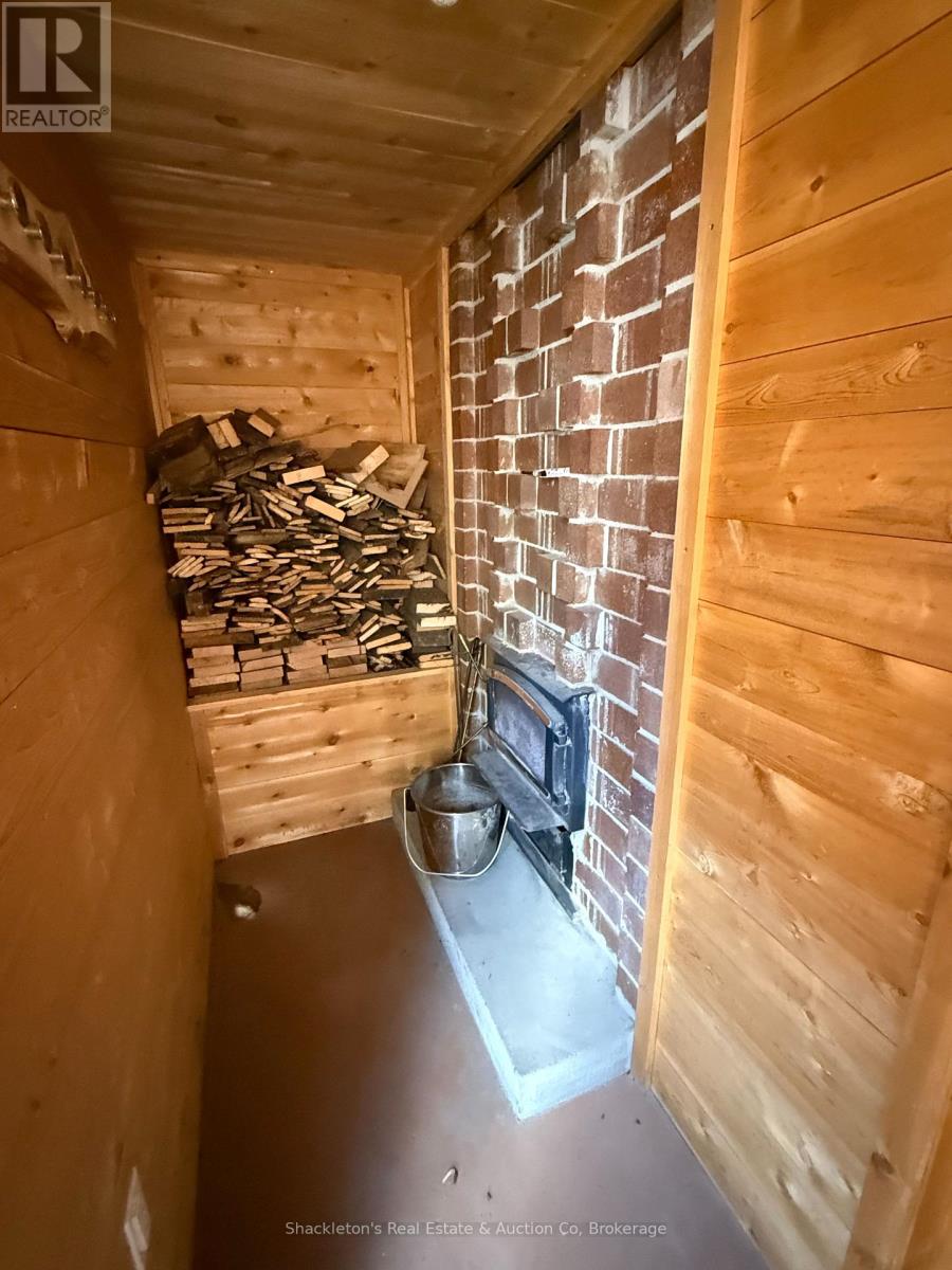 2407 Highway 11 Highway N, Unorganized Townships, Ontario  P0H 1T0 - Photo 27 - X12563822