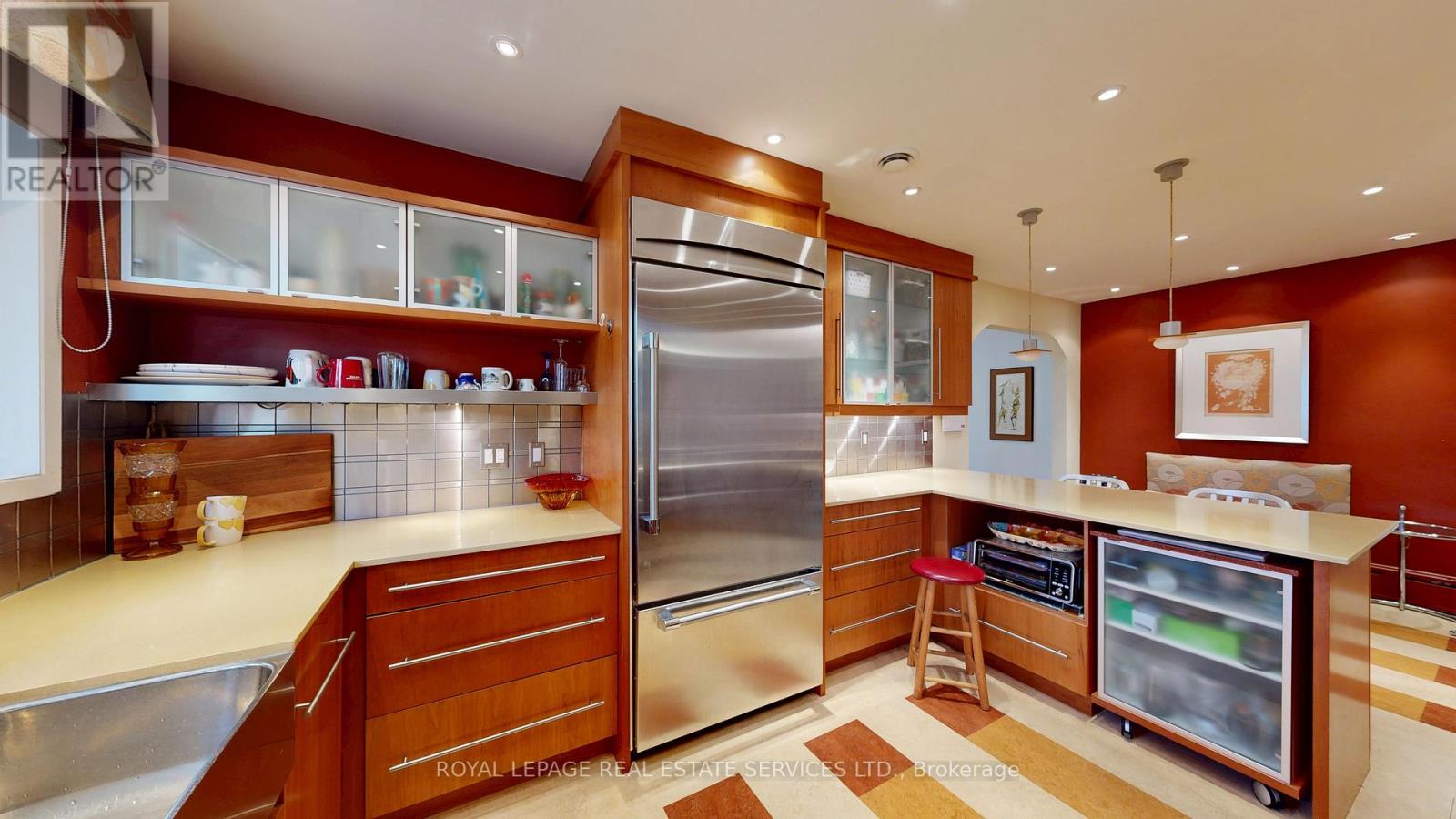 15 Cosmo Road, Toronto, Ontario  M8X 1Z3 - Photo 18 - W12565390