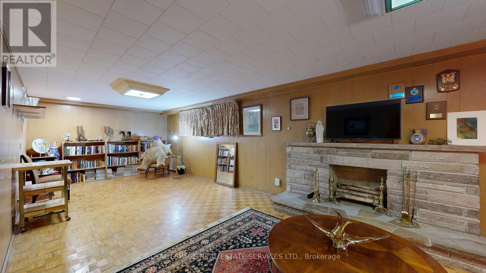 15 Cosmo Road, Toronto, Ontario  M8X 1Z3 - Photo 31 - W12565390