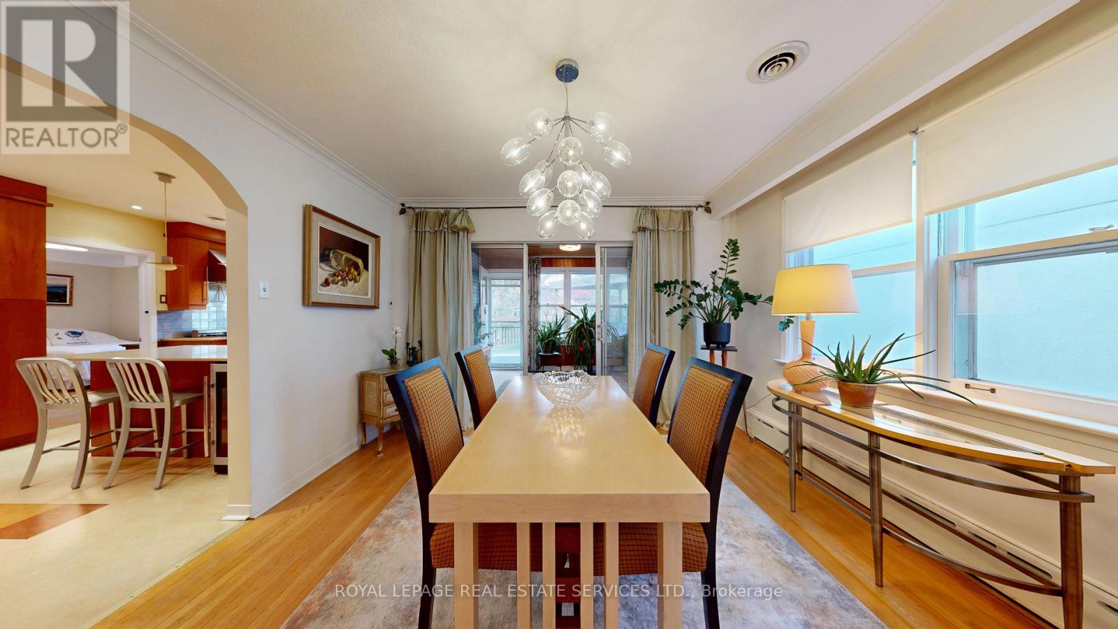 15 Cosmo Road, Toronto, Ontario  M8X 1Z3 - Photo 9 - W12565390