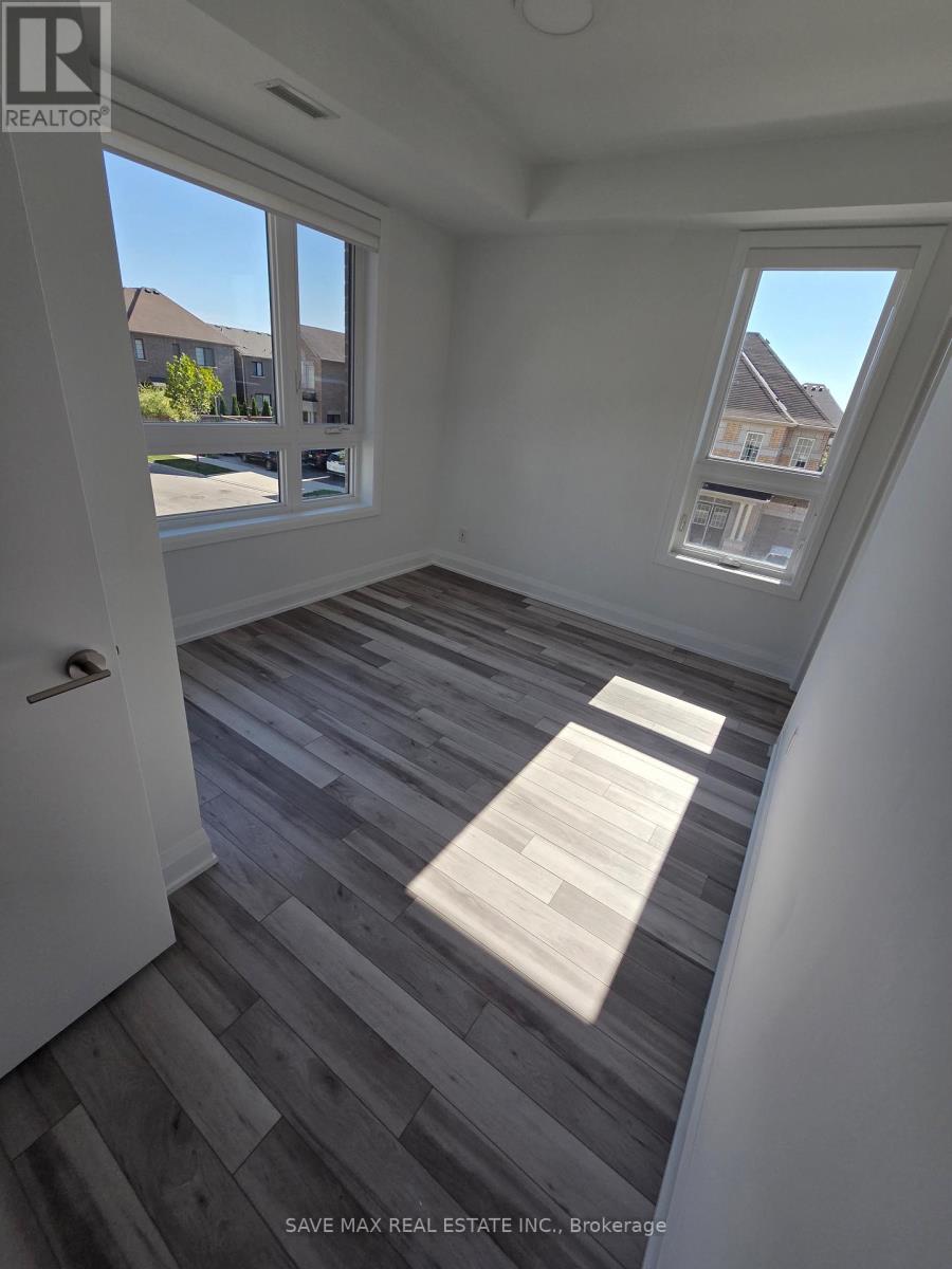 211 - 3250 Carding Mill Trail, Oakville, Ontario  L6M 1L3 - Photo 12 - W12565392