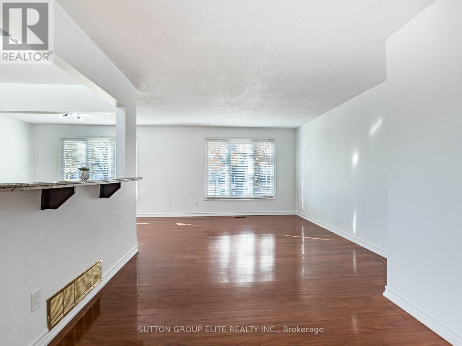 19 Glenforest Road, Brampton, Ontario  L6S 1L8 - Photo 10 - W12565398