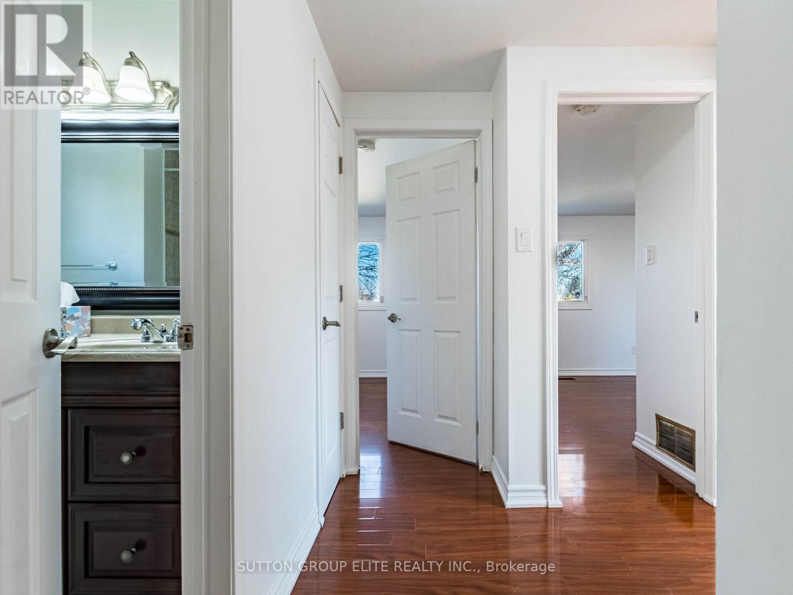 19 Glenforest Road, Brampton, Ontario  L6S 1L8 - Photo 24 - W12565398