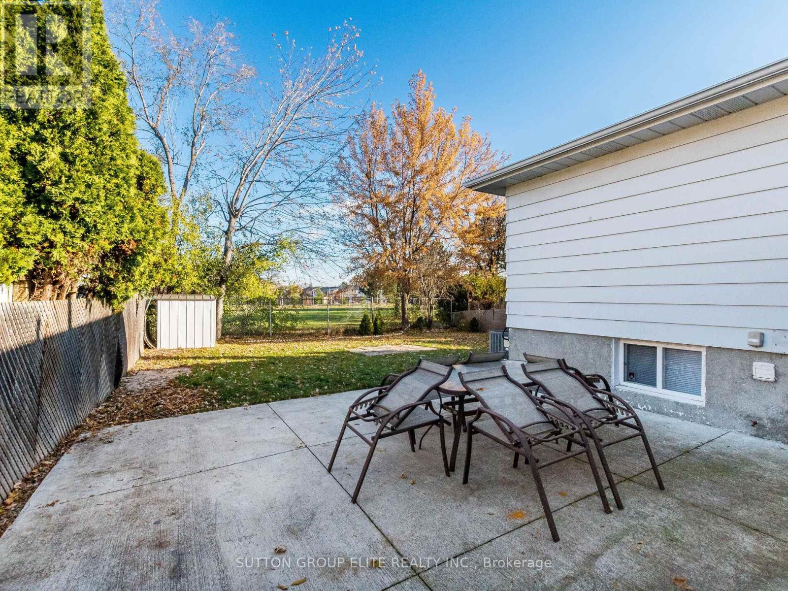 19 Glenforest Road, Brampton, Ontario  L6S 1L8 - Photo 41 - W12565398