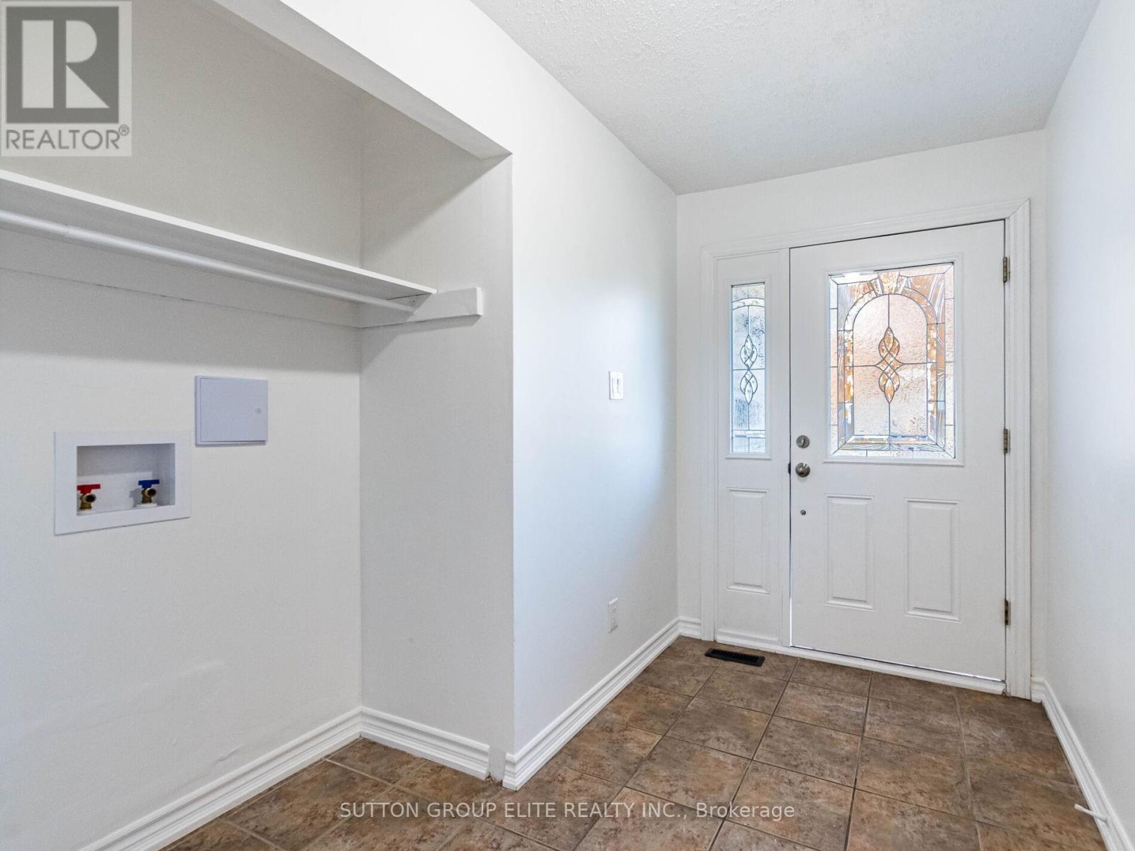 19 Glenforest Road, Brampton, Ontario  L6S 1L8 - Photo 8 - W12565398