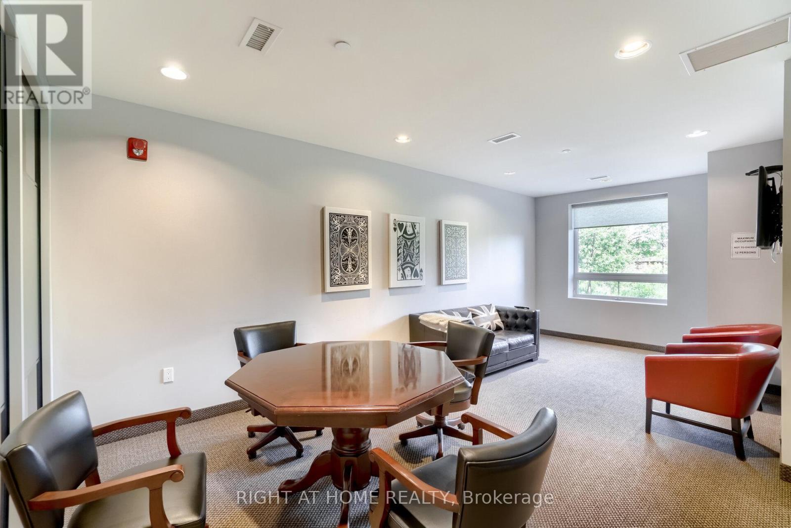 408 - 33 Whitmer Street, Milton, Ontario  L9T 8P9 - Photo 32 - W12565420