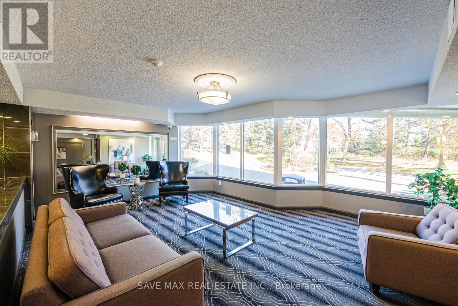 307 - 8 Lisa Street, Brampton, Ontario  L6T 4S6 - Photo 5 - W12565486