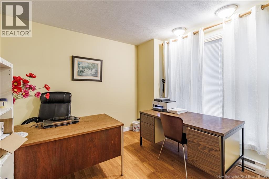 395 Kimble Drive, Fredericton, New Brunswick  E3B 6Y5 - Photo 12 - NB129719