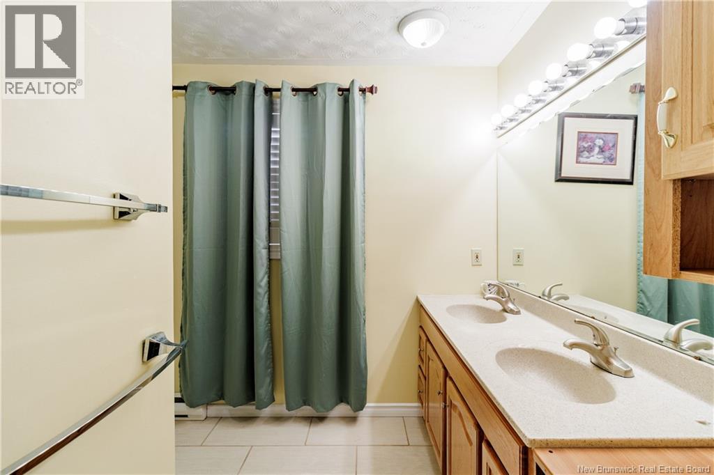395 Kimble Drive, Fredericton, New Brunswick  E3B 6Y5 - Photo 30 - NB129719
