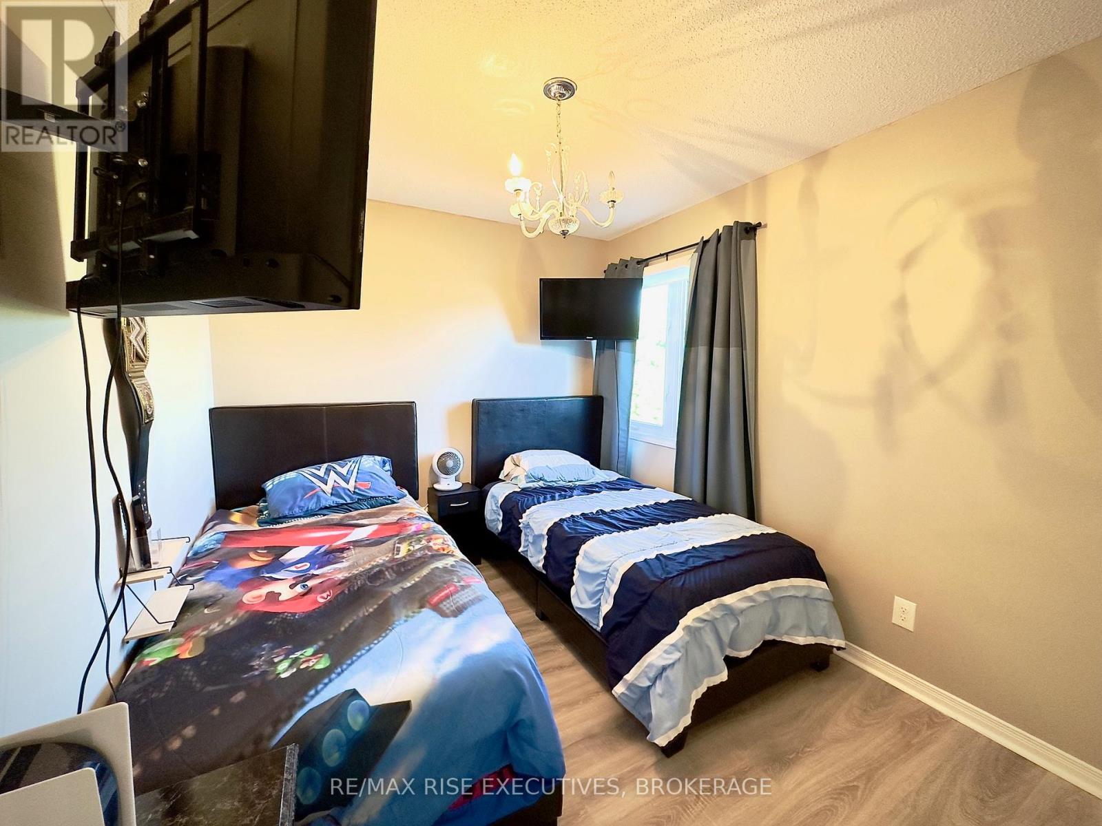 1651 Crimson Crescent, Kingston, Ontario  K7P 0J3 - Photo 11 - X12565564