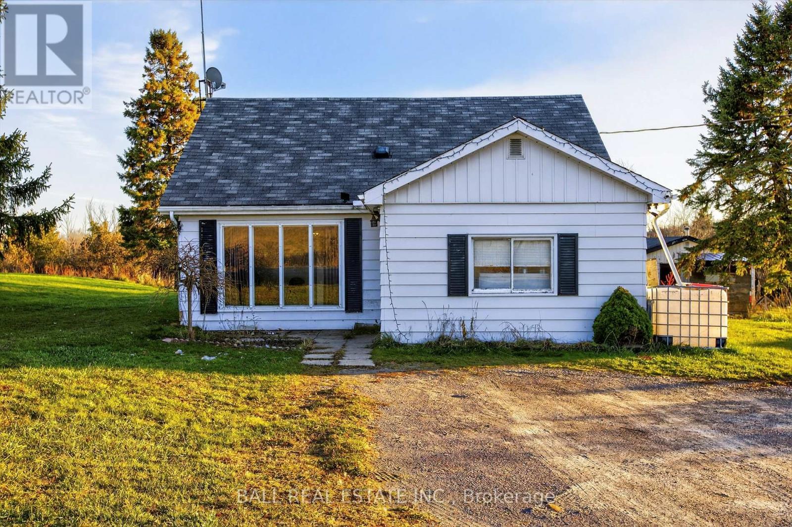 1095 Yankee Line, Selwyn, Ontario K0L 1T0 - Photo 1 - X12565582