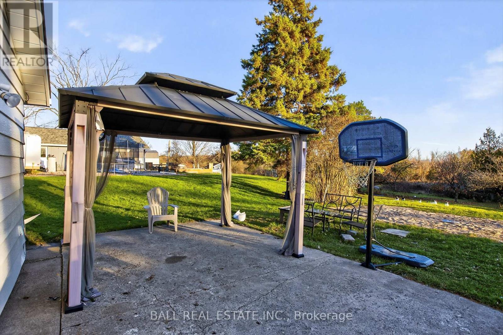 1095 Yankee Line, Selwyn, Ontario K0L 1T0 - Photo 42 - X12565582