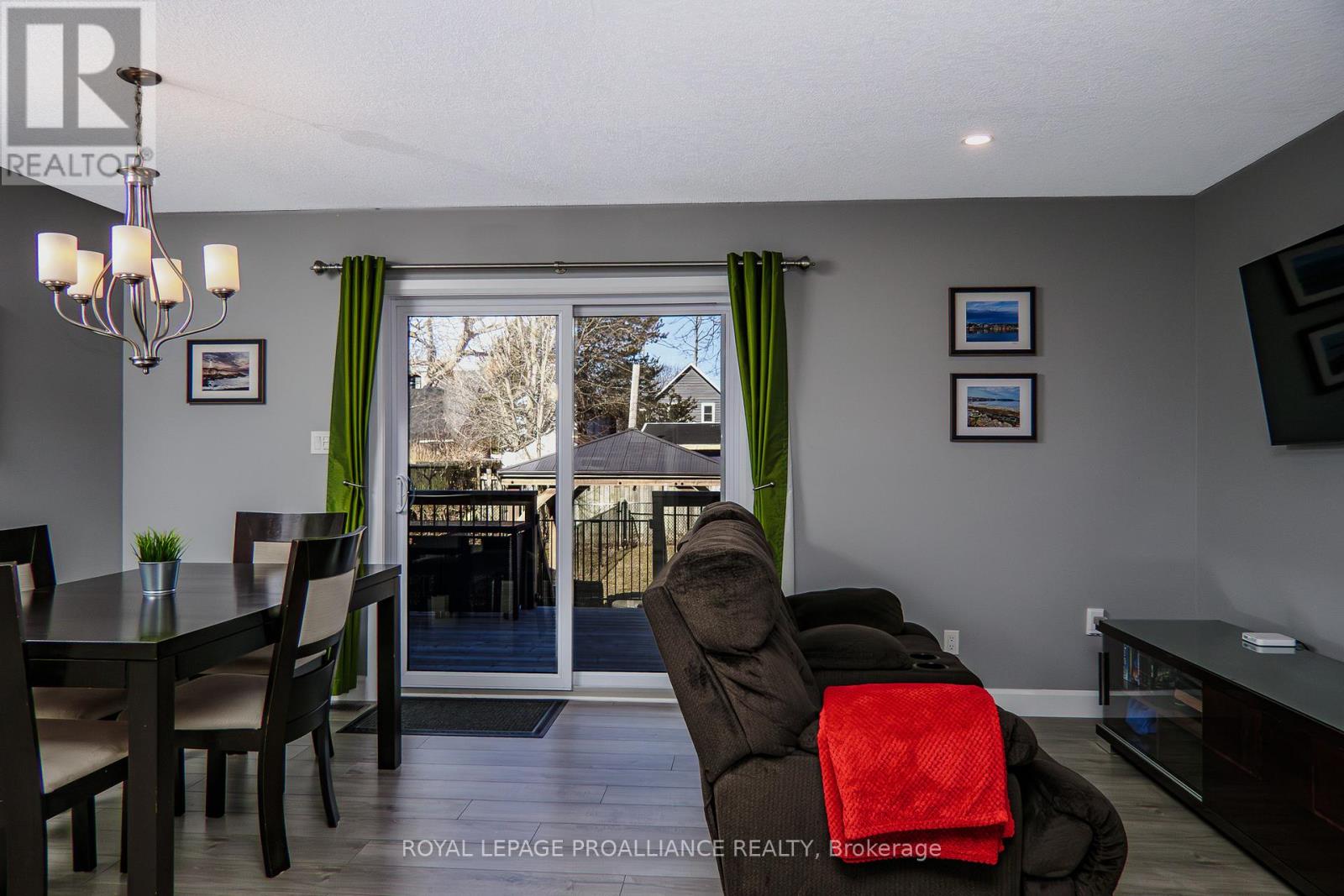 64 College Street, Quinte West, Ontario  K8V 1P9 - Photo 18 - X12565592