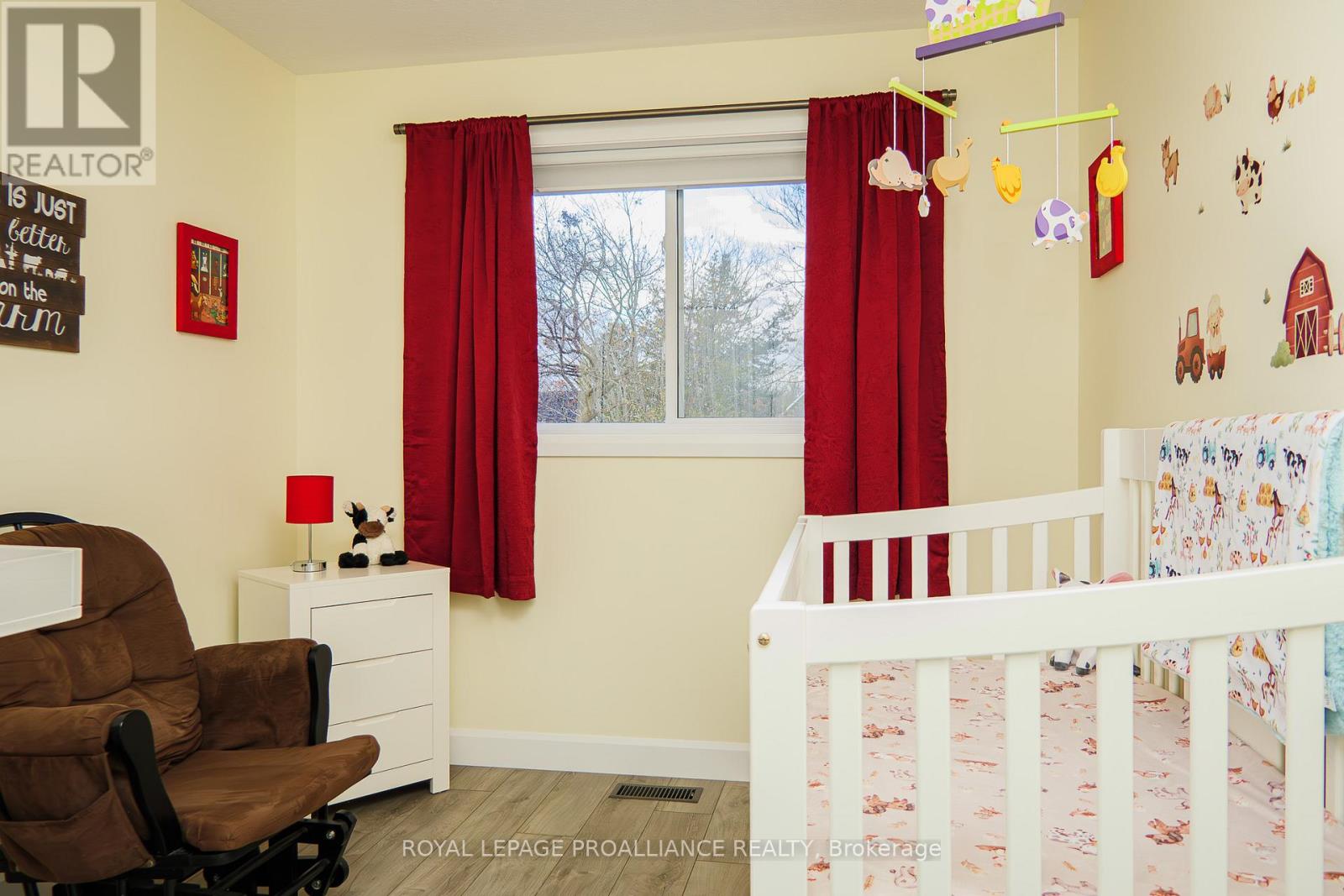 64 College Street, Quinte West, Ontario  K8V 1P9 - Photo 29 - X12565592