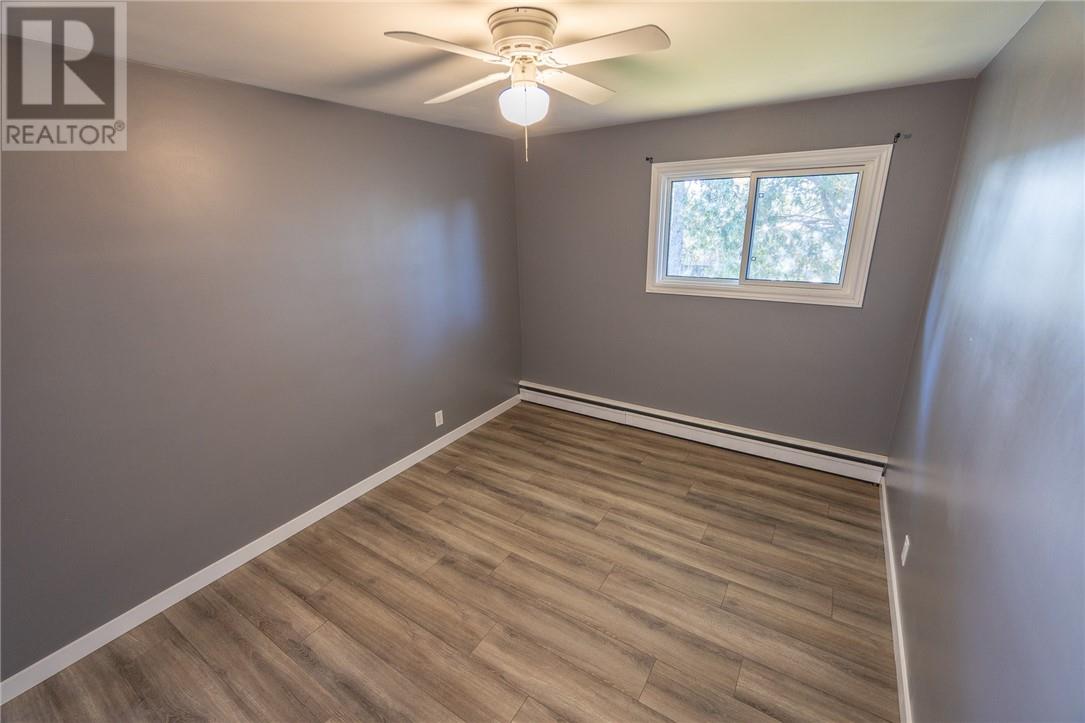 41 Oakwood Avenue, Capreol, Ontario  P0M 1H0 - Photo 13 - 2125704