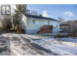 41 Oakwood Avenue, Capreol, Ontario