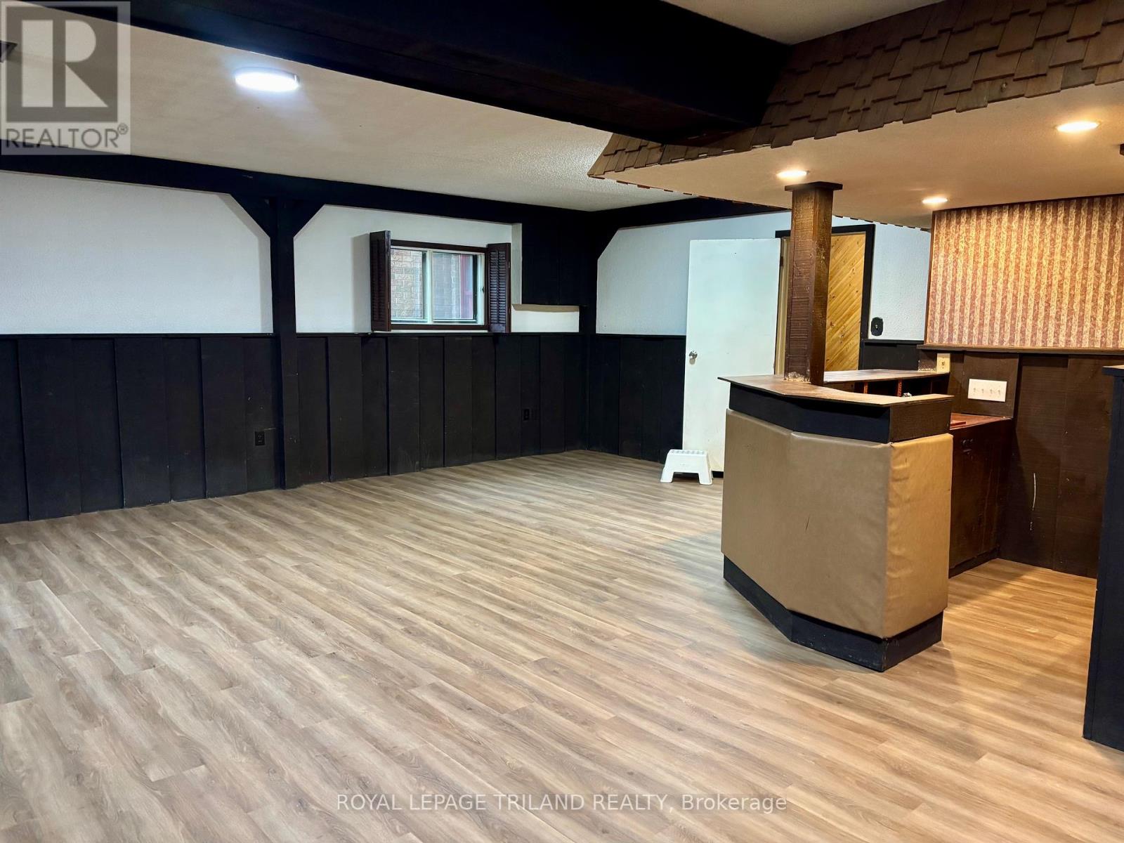 Photo 25 of 47 for 358 Helen Drive