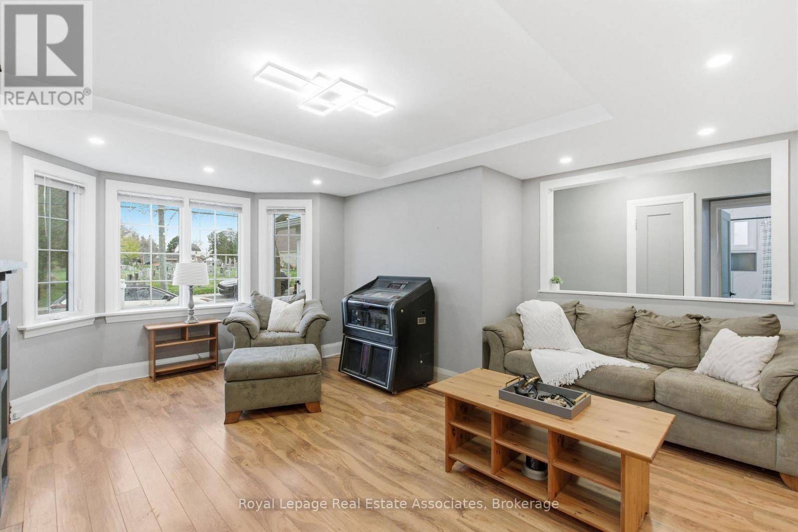 160 Mill Street N, Hamilton, Ontario  L0R 2H0 - Photo 10 - X12565450