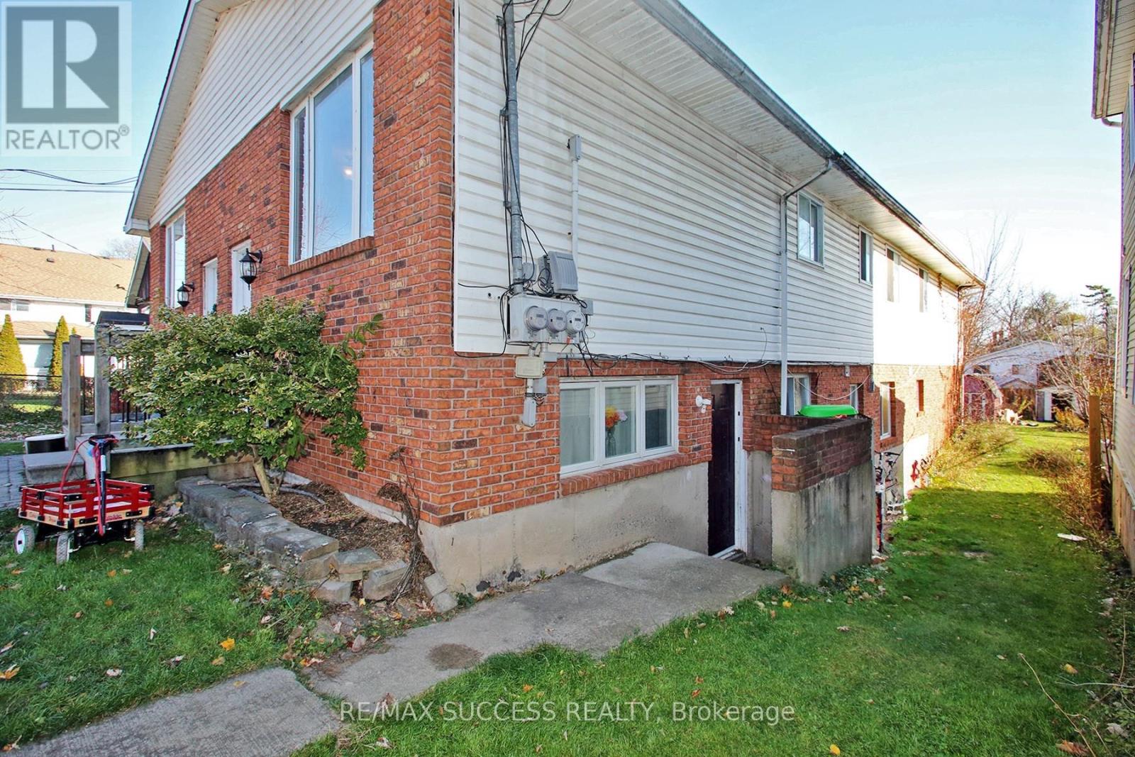 32 & 34 River Street, Thorold, Ontario  L0S 1K0 - Photo 11 - X12565456